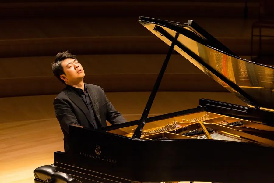 Концерт пианиста Lang Lang в Самарканде